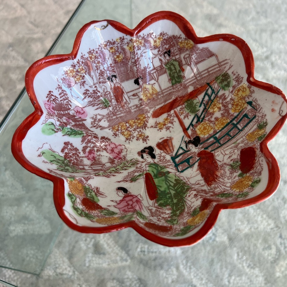 VINTAGE Japanese Geisha Bowl